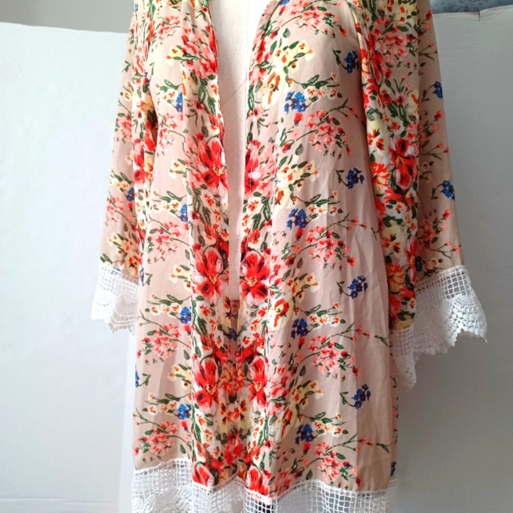 Floral Sheer & Lace Open Front Kimono Cardigan Cover up Size Medium